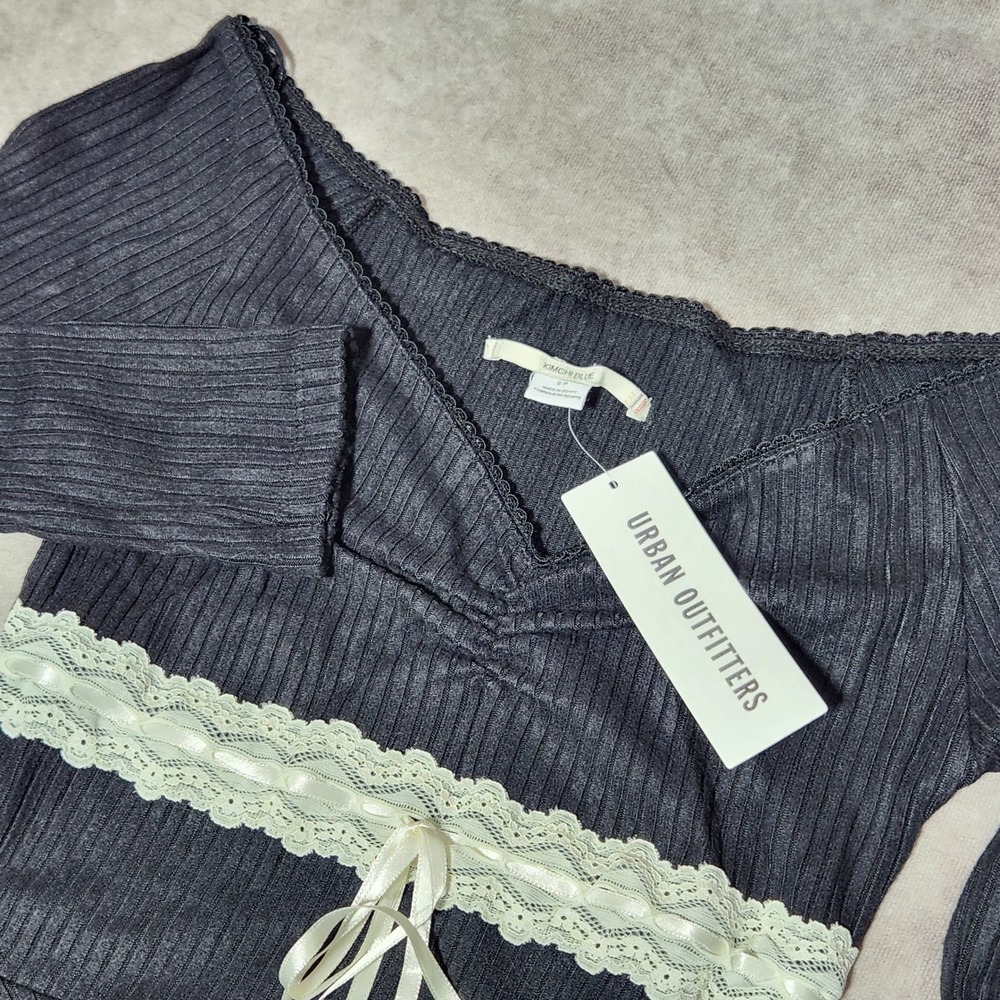 Kimchi Blue Urban‎ Outfitters Black Ribbed Lace Ribbon Peplum Tie Top Small NEW